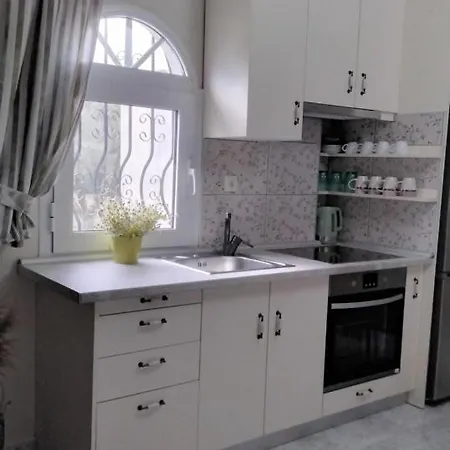 Elia By The Sea Psakoudia