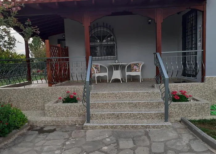 Elia By The Sea * Psakoudia